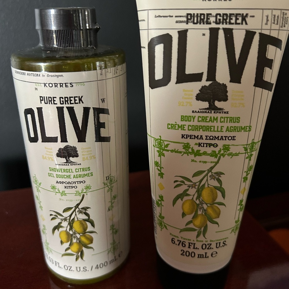 Korres Pure Greek Olive Citrus Body Wash - Green and Cream